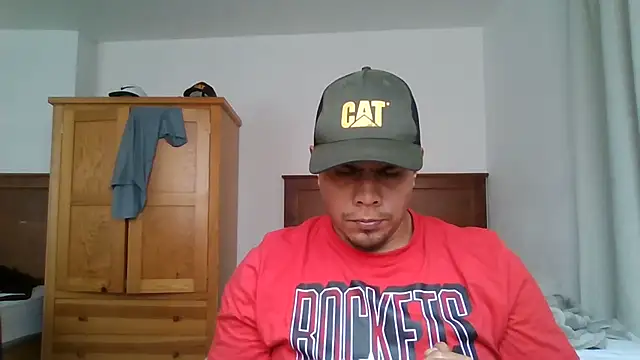 Snapshot of lozter345 chatting on September 9, 2025, 6:39 pm lozter345 online show from September 9, 2025, 6:39 pm