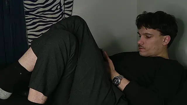 Snapshot of JackDesFeux chatting on April 21, 2026, 2:51 am JackDesFeux online show from April 21, 2026, 2:51 am