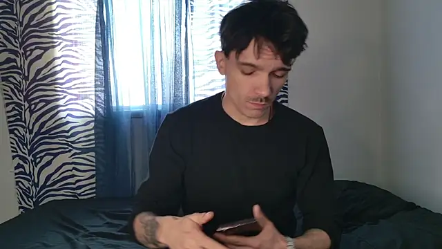 Snapshot of JackDesFeux chatting on April 21, 2026, 4:57 pm JackDesFeux online show from April 21, 2026, 4:57 pm