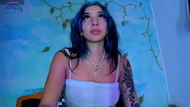 SaturnooStonee online show from March 4, 2026, 3:36 am