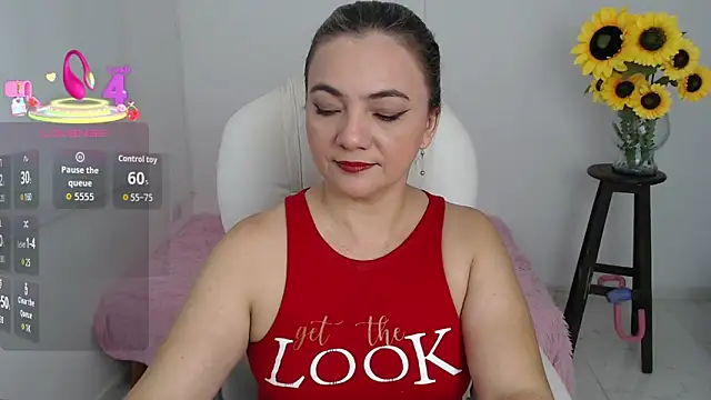 Snapshot of ana_milf chatting on October 1, 2025, 12:42 pm ana milf online show from October 1, 2025, 12:42 pm