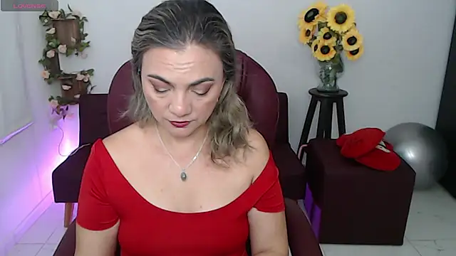 Snapshot of ana_milf chatting on April 16, 2026, 1:45 pm ana milf online show from April 16, 2026, 1:45 pm