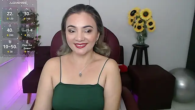 Snapshot of ana_milf chatting on April 18, 2026, 1:46 pm ana milf online show from April 18, 2026, 1:46 pm