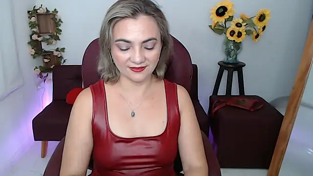 Snapshot of ana_milf chatting on May 29, 2026, 1:50 pm ana milf online show from May 29, 2026, 1:50 pm