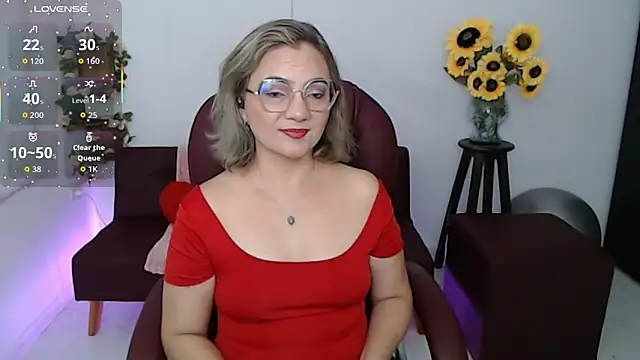 Snapshot of ana_milf chatting on May 4, 2026, 2:09 pm ana milf online show from May 4, 2026, 2:09 pm