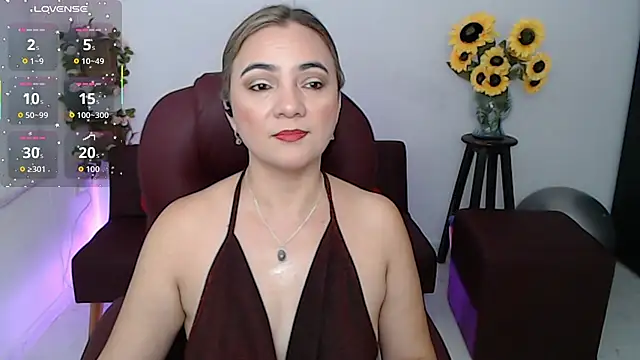 Snapshot of ana_milf chatting on May 7, 2026, 1:36 pm ana milf online show from May 7, 2026, 1:36 pm