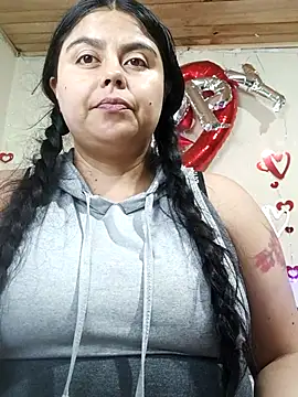 celestehot707rs online show from May 6, 2026, 5:11 am