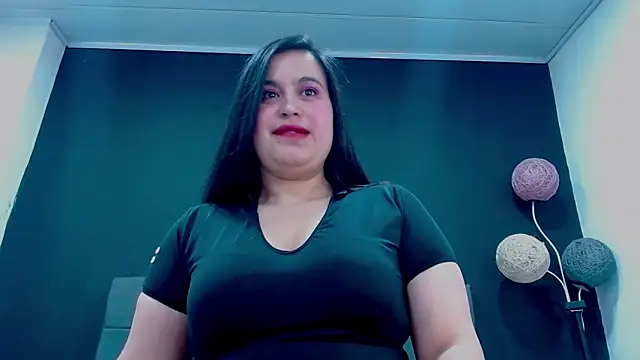 Snapshot of mia_xx1 chatting on October 16, 2025, 1:14 am mia xx1 online show from October 16, 2025, 1:14 am