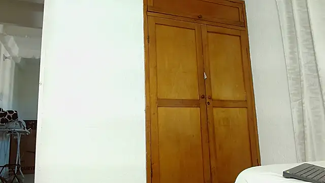 Snapshot of Baby_Lovehot_1 chatting on April 1, 2026, 2:14 pm Baby Lovehot 1 online show from April 1, 2026, 2:14 pm