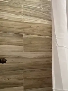 ladycreamypr2 online show from February 24, 2026, 12:39 pm