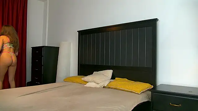 Snapshot of Yanira_Muslim chatting on January 11, 2026, 5:03 am Yanira Muslim online show from January 11, 2026, 5:03 am