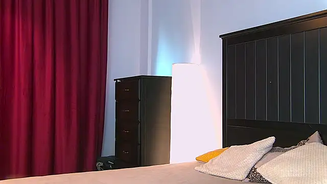 Snapshot of Yanira_Muslim chatting on September 14, 2025, 4:46 am Yanira Muslim online show from September 14, 2025, 4:46 am
