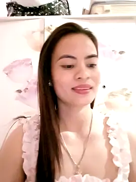 Snapshot of NgocQuyen2K chatting on March 18, 2025, 9:56 am NgocQuyen2K online show from March 18, 2025, 9:56 am