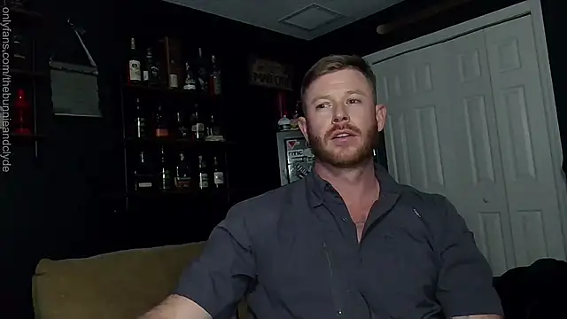 chillinthemosttt online show from December 12, 2024, 3:54 am