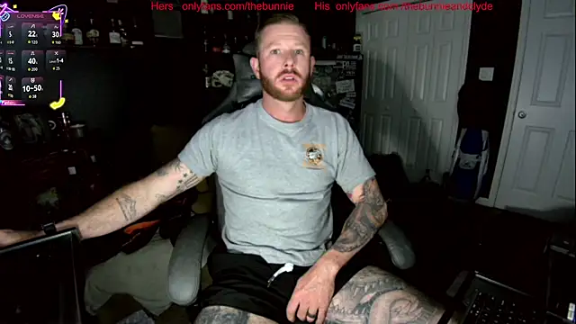 chillinthemosttt online show from October 20, 2025, 12:45 am