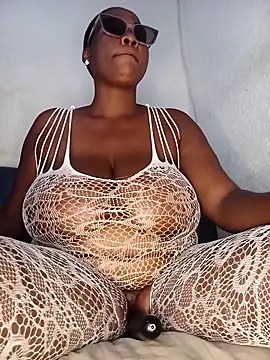 Mtsepara online show from April 14, 2026, 11:43 pm