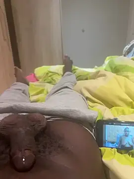 kingkongbigbong online show from March 28, 2026, 5:58 pm