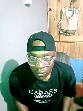 Snapshot of 199Gif chatting on November 18, 2025, 12:41 pm 199Gif online show from November 18, 2025, 12:41 pm