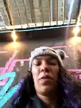 rebekka simpson online show from November 6, 2025, 11:58 am