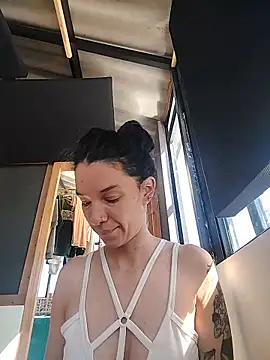 rebekka simpson online show from May 24, 2026, 2:17 pm