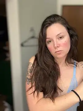 Blaze Baby online show from February 4, 2026, 3:29 pm