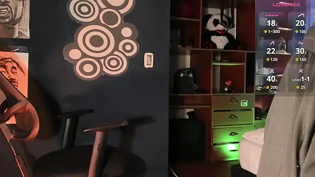 Teo skinny online show from December 17, 2025, 8:47 pm