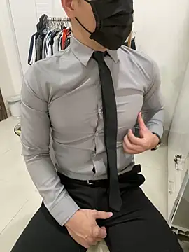 harrylouis1357 online show from February 26, 2025, 12:49 pm