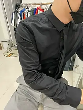 harrylouis1357 online show from January 14, 2025, 1:38 pm