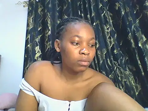 Snapshot of _Becky002 chatting on September 15, 2025, 10:05 am Becky002 online show from September 15, 2025, 10:05 am
