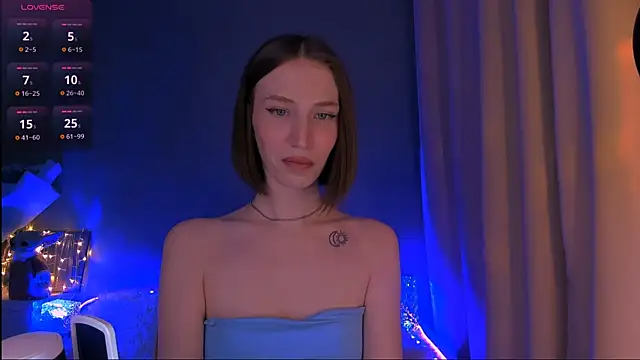 Snapshot of ellaamber chatting on March 8, 2025, 1:50 am ellaamber online show from March 8, 2025, 1:50 am