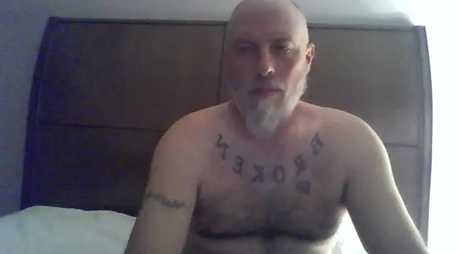 Snapshot of mike_honcho1975 chatting on January 16, 2025, 2:51 am mike honcho1975 online show from January 16, 2025, 2:51 am