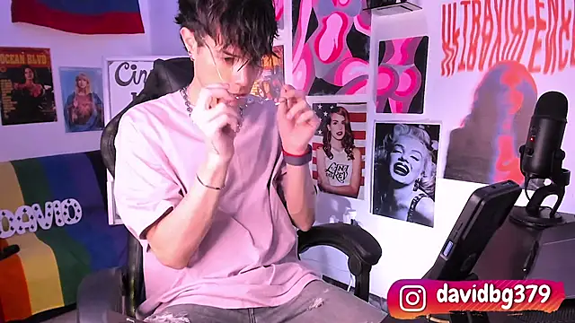 Snapshot of cinnamon_boyxxx chatting on March 11, 2025, 5:13 am cinnamon boyxxx online show from March 11, 2025, 5:13 am