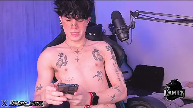 Snapshot of cinnamon_boyxxx chatting on September 25, 2025, 1:55 am cinnamon boyxxx online show from September 25, 2025, 1:55 am