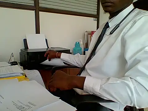 Snapshot of cranes293 chatting on November 27, 2025, 11:21 am cranes293 online show from November 27, 2025, 11:21 am