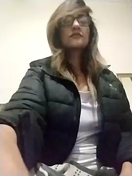 karmicQueen669 online show from May 22, 2026, 4:38 pm