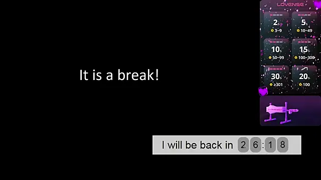 DanielPaige  online show from May 10, 2026, 10:11 pm