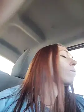 Genevieve143 online show from November 11, 2025, 8:36 pm