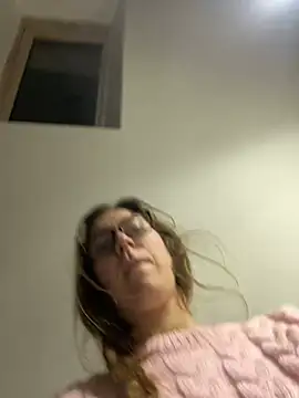 Snapshot of ur_pleasure_ chatting on December 12, 2024, 6:31 pm ur pleasure online show from December 12, 2024, 6:31 pm