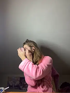 Snapshot of ur_pleasure_ chatting on December 17, 2024, 8:10 pm ur pleasure online show from December 17, 2024, 8:10 pm