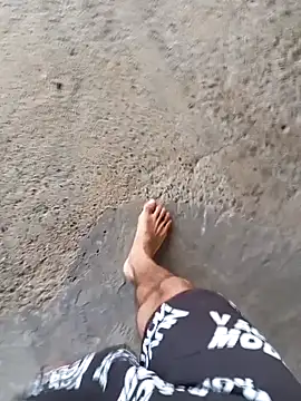 Snapshot of Din0071 chatting on February 4, 2025, 4:39 pm Din0071 online show from February 4, 2025, 4:39 pm