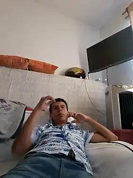 josehot151515 online show from January 14, 2025, 6:49 pm