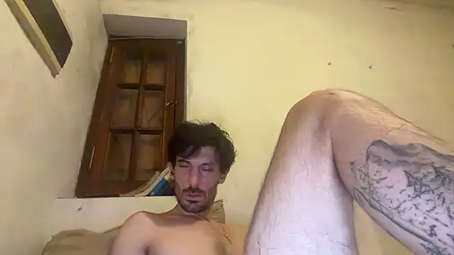 nicolaaaaas online show from February 25, 2026, 9:20 am