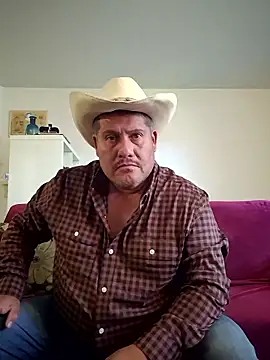 pepitochubby online show from January 14, 2026, 9:07 pm