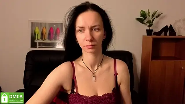 Snapshot of annakillianox chatting on May 1, 2026, 5:23 am annakillianox online show from May 1, 2026, 5:23 am