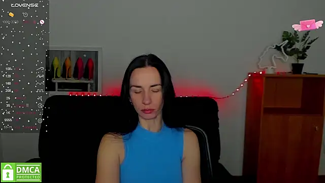 annakillianox online show from March 23, 2025, 6:26 am