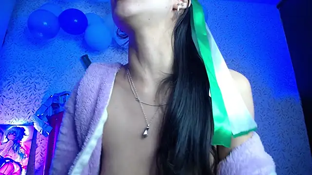Snapshot of luly_pink chatting on October 1, 2025, 4:06 am luly pink online show from October 1, 2025, 4:06 am