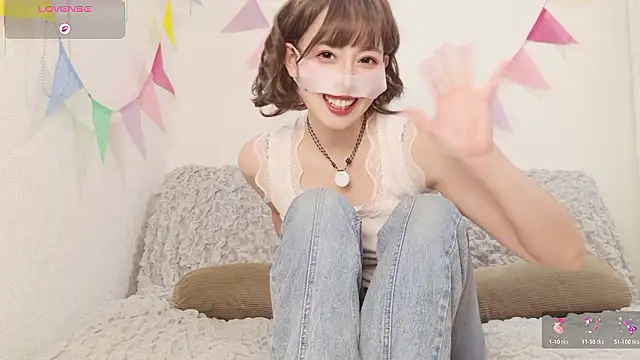 Snapshot of A33-asami chatting on June 22, 2026, 1:33 am A33-asami online show from June 22, 2026, 1:33 am