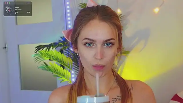 Snapshot of Kamila_icee chatting on January 18, 2025, 10:06 pm Kamila icee online show from January 18, 2025, 10:06 pm