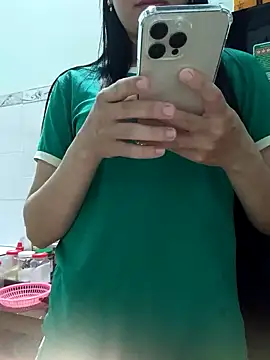 Snapshot of Ngocnhi2k chatting on December 12, 2024, 1:28 pm Ngocnhi2k online show from December 12, 2024, 1:28 pm