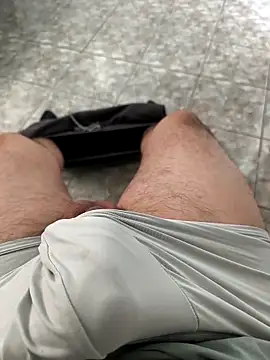 onbifeet online show from April 9, 2026, 2:34 pm